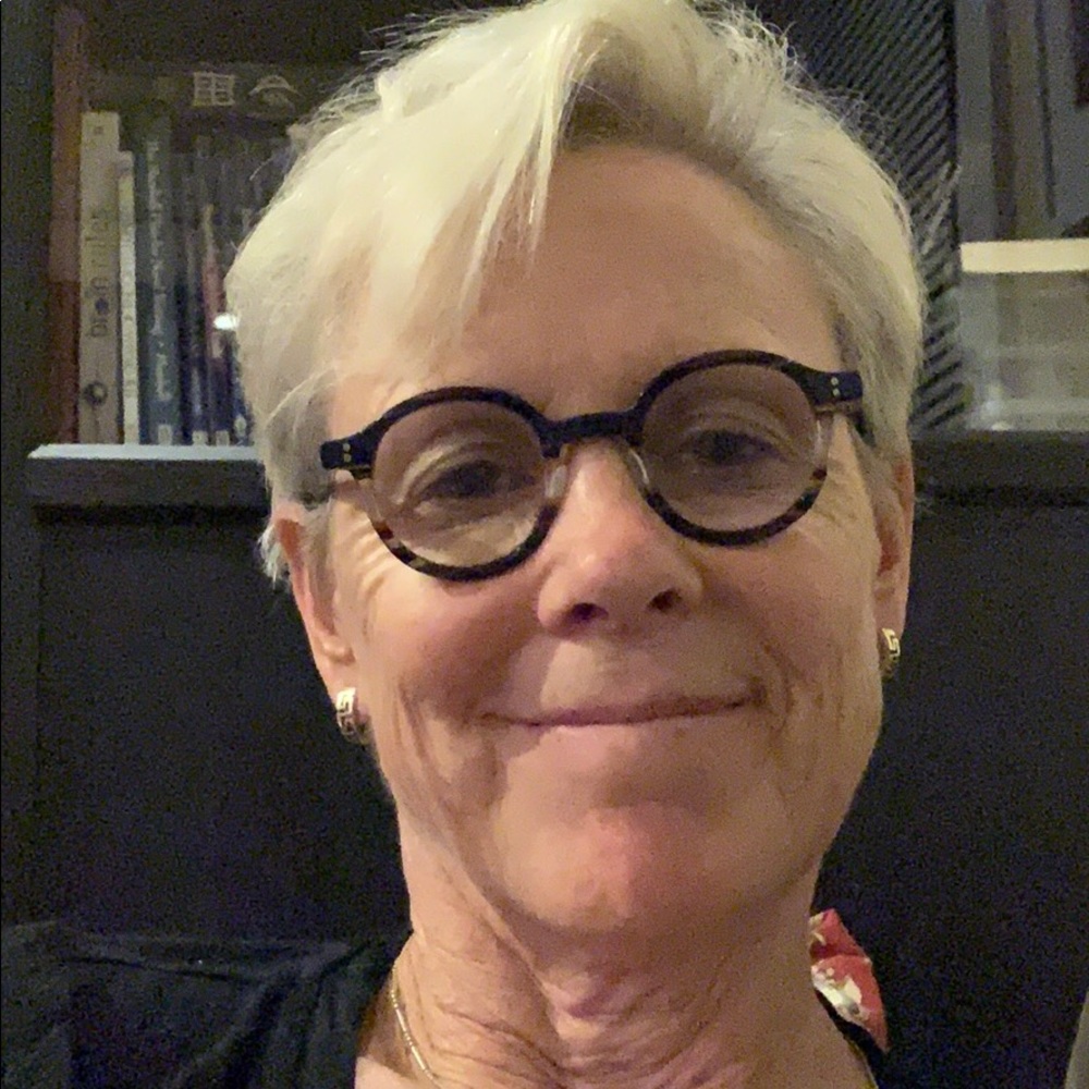 Meet your Posher, Cindy